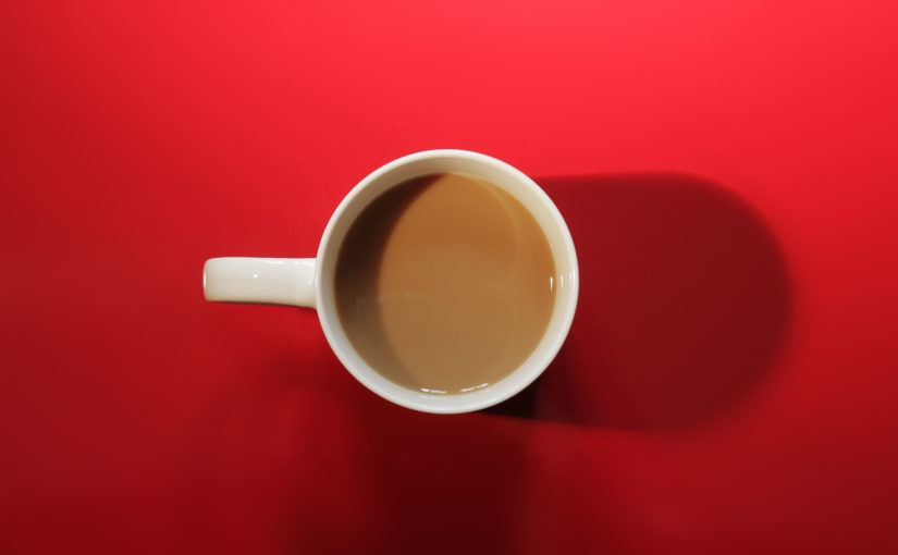 No 4.  Serie: Relación Cliente-Despacho. «Las buenas cotizaciones se dan con una taza de café.»